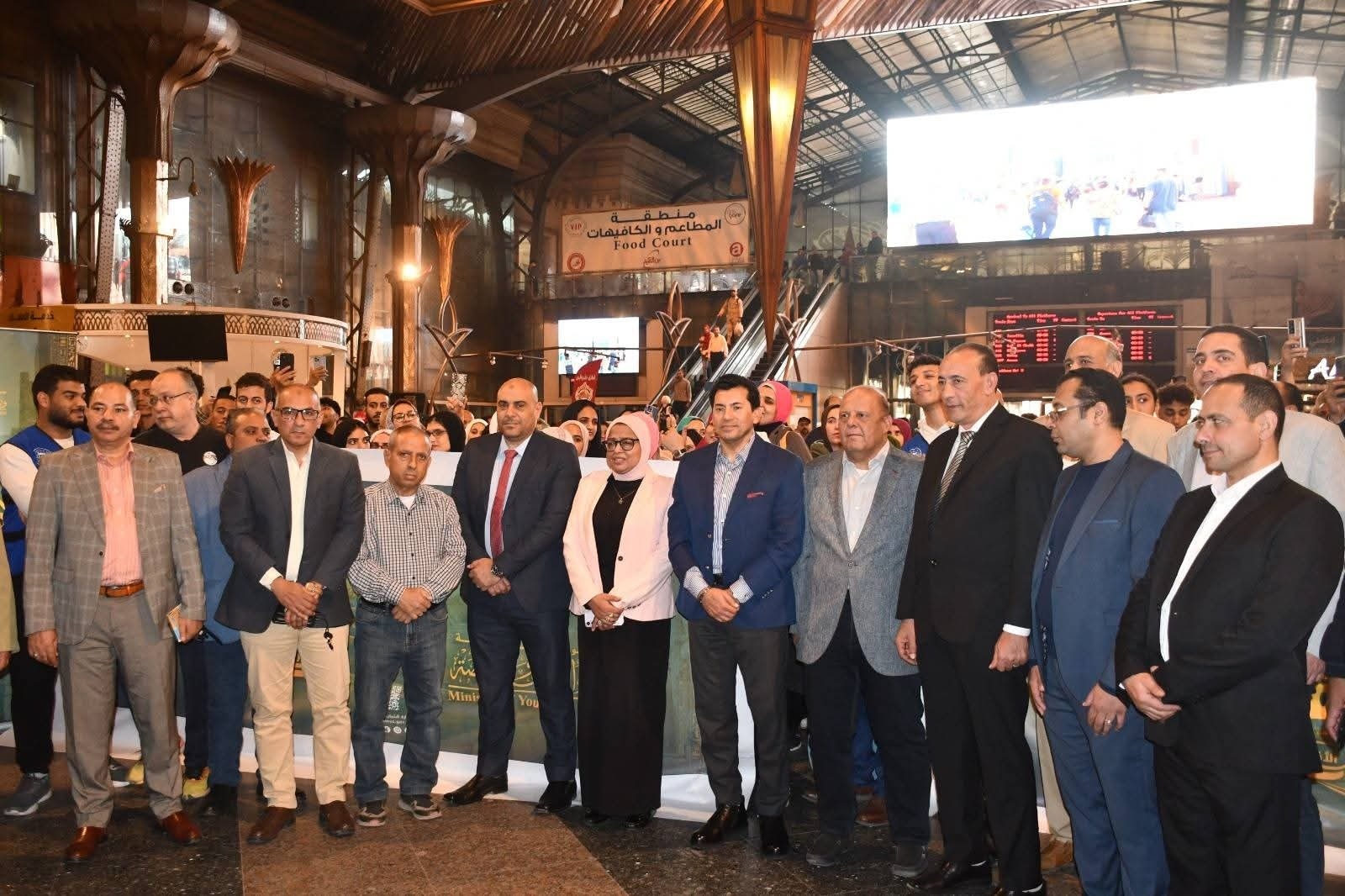 وزير الشباب يدعم الشباب ويعمق الولاء