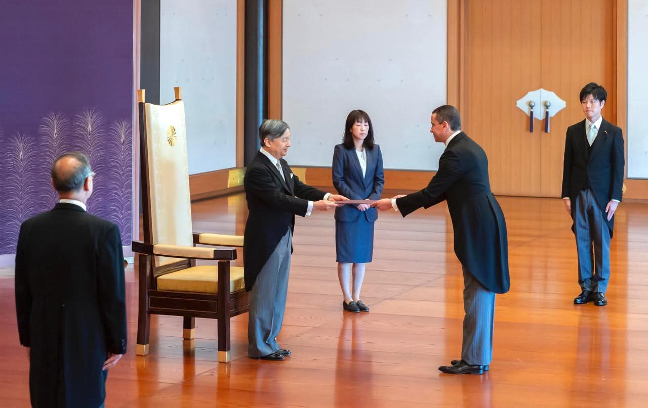 السفير المصري الجديد يقدم أوراق الاعتماد إلى جلالة إمبراطور اليابان