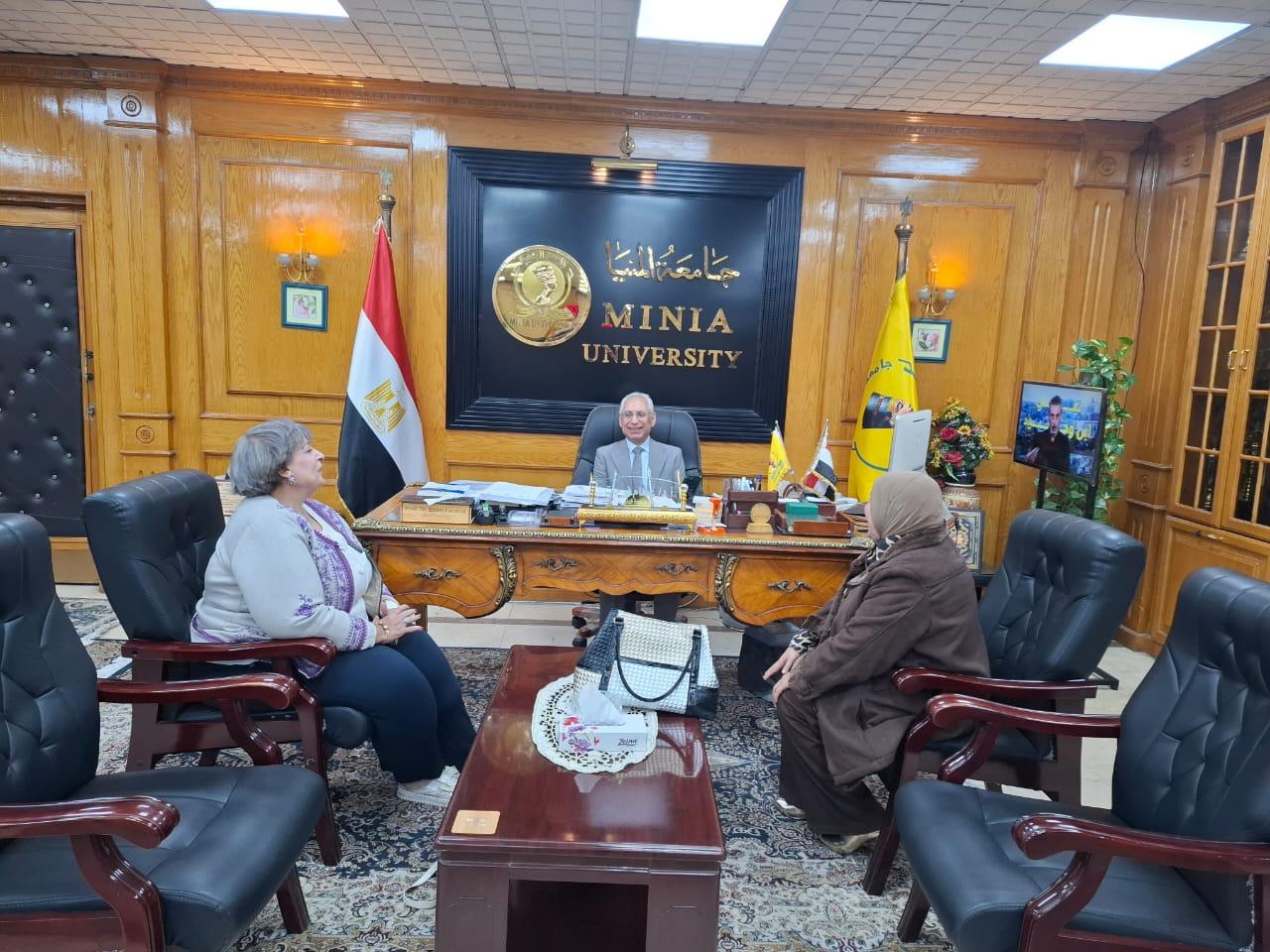 المجلس القومي للمراة في جامعة المنيا